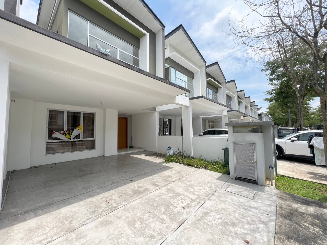 Parkfield Tropicana Height - photo 2