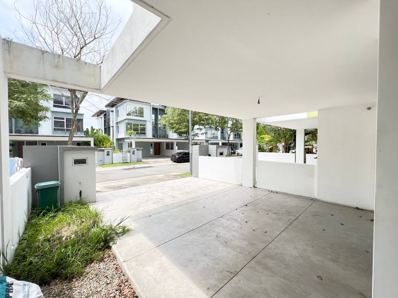 Parkfield Tropicana Height - photo 3