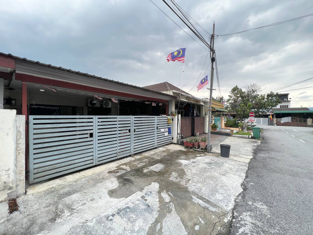 GOMBAK GREENWOOD - photo 3
