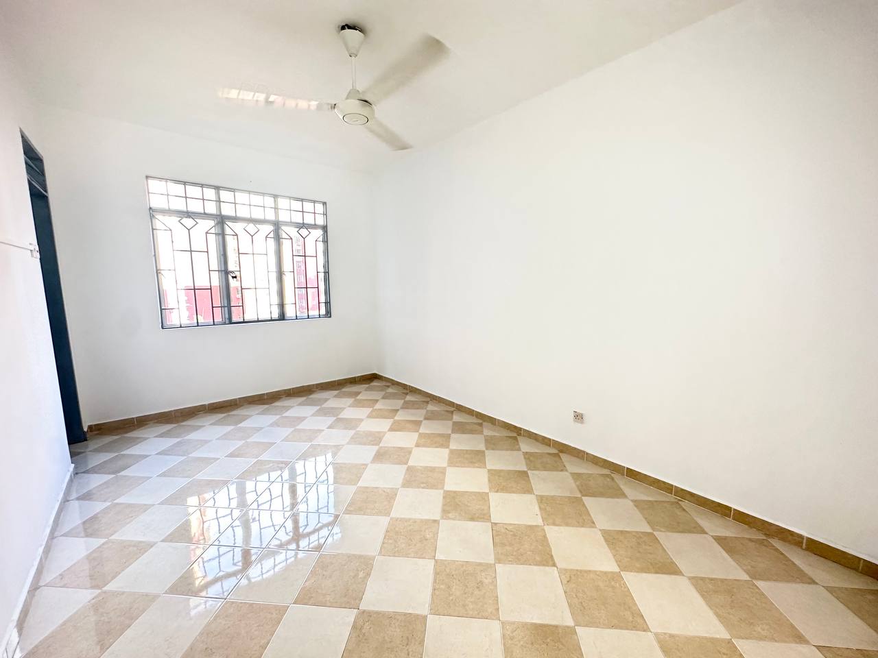 Mentari Court Apartment - photo 4