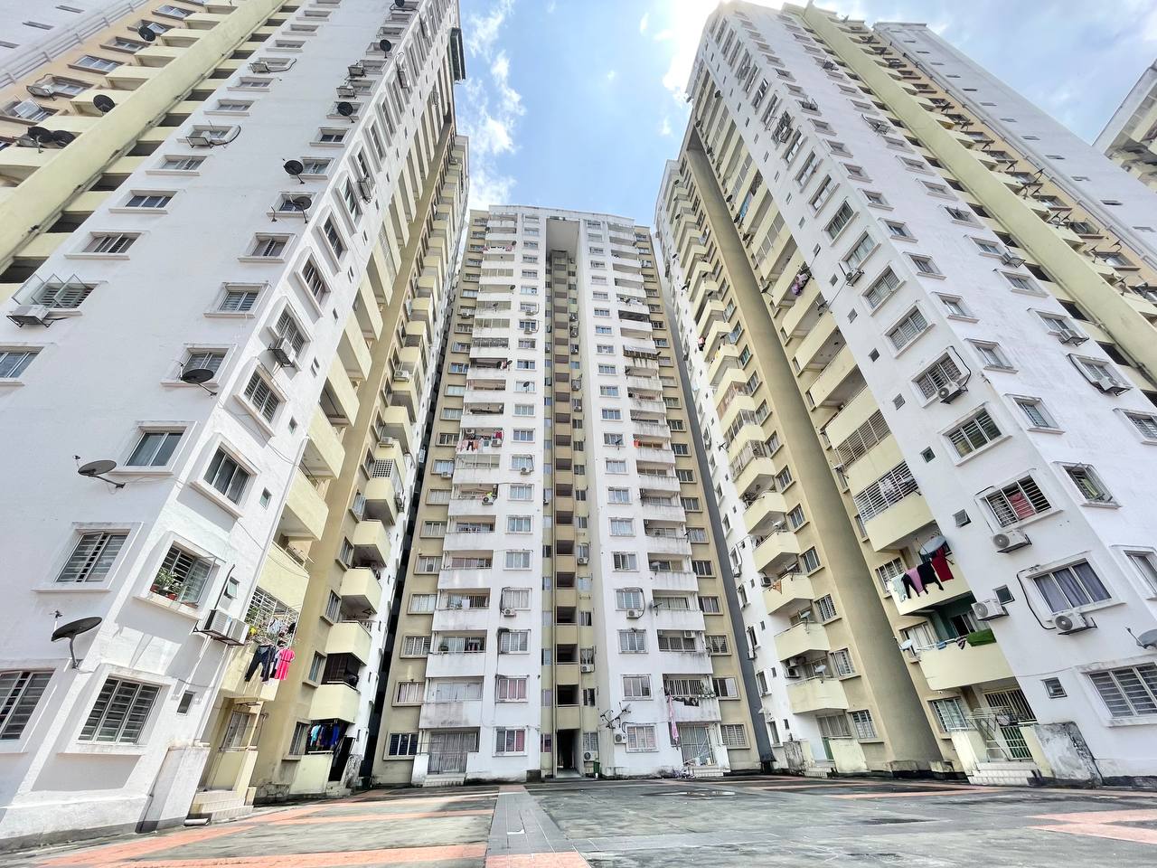 Magna Ville Condominium - photo 2