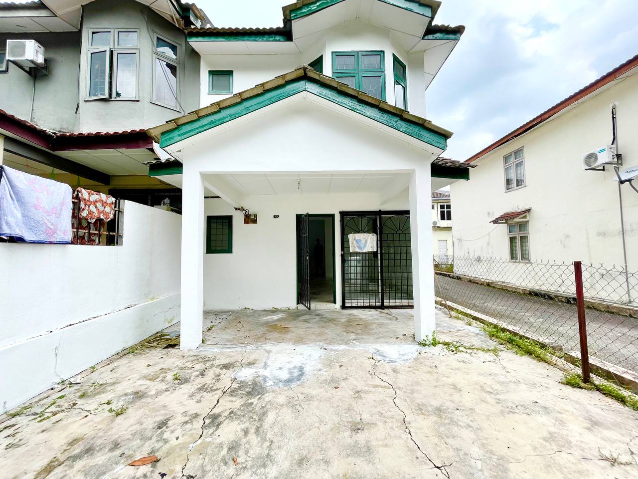 Taman Saujana - photo 2