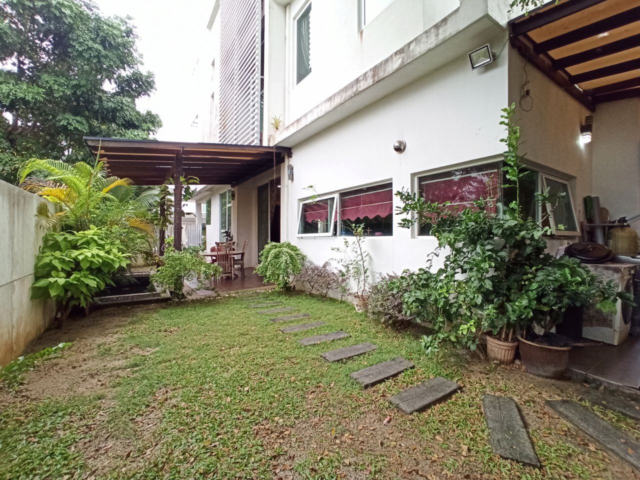Jacaranda Garden Residence - photo 4