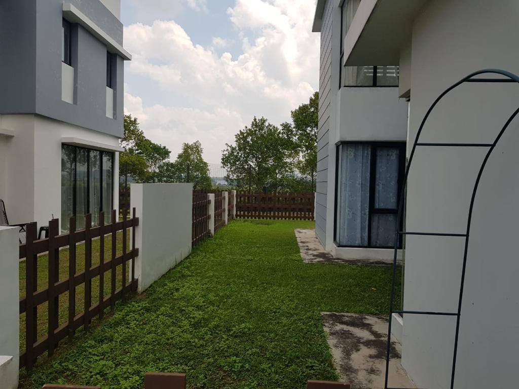 Setia Ecohill - photo 2