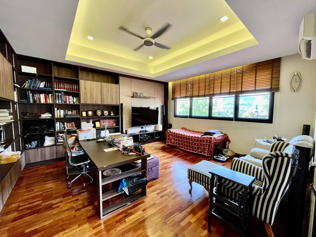 Beverly Heights - photo 13