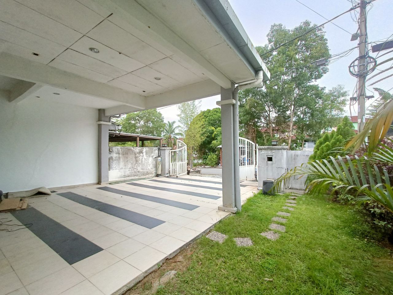 Taman Puncak Jalil - photo 3
