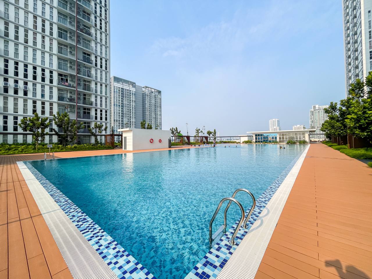 Level 1 Lakefront Homes Condominium - photo 3