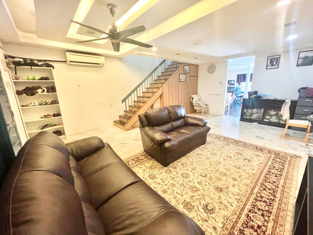 Taman Saujana Puchong - photo 4