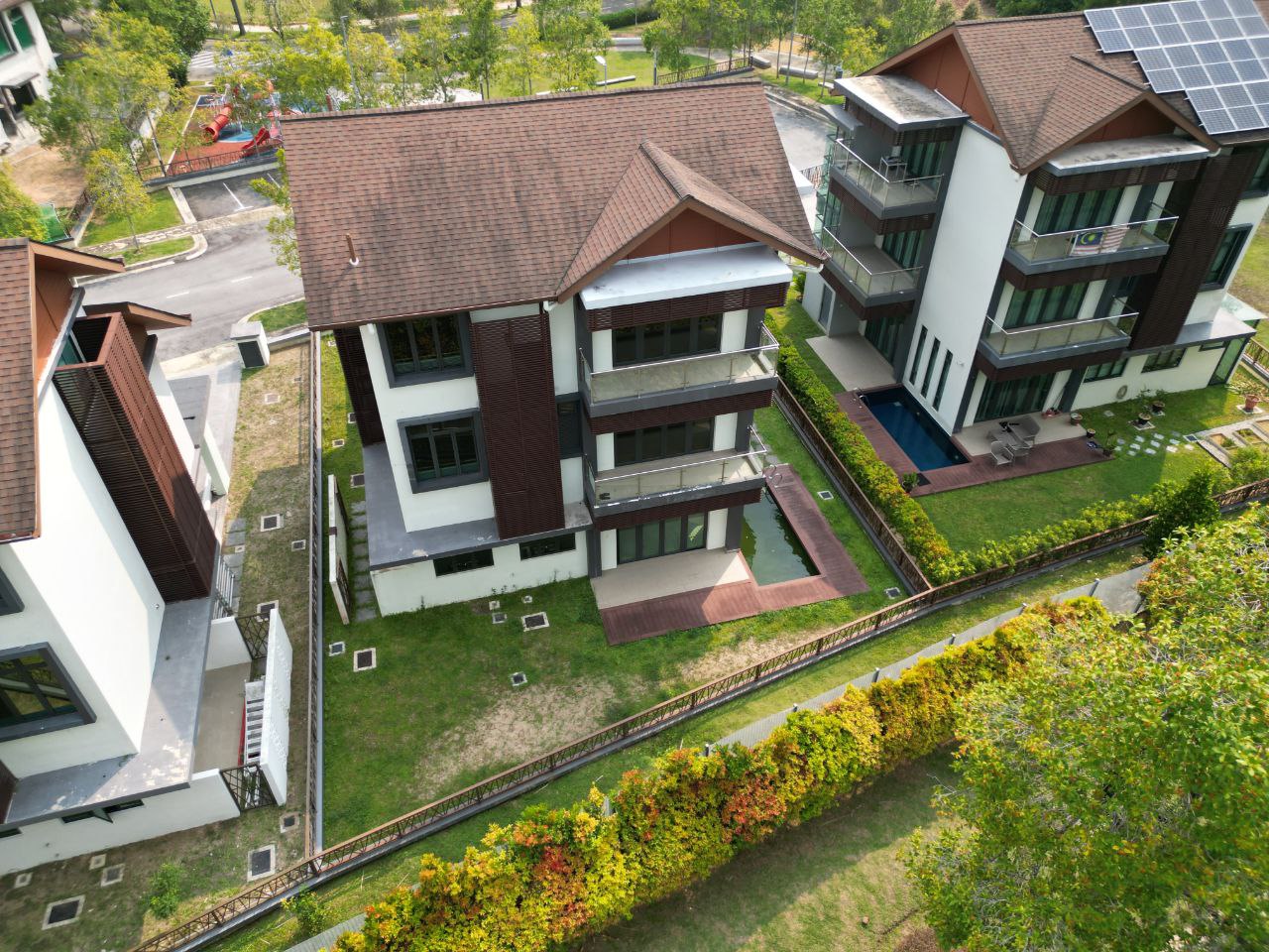 Danau Suria Presint 16 - photo 9