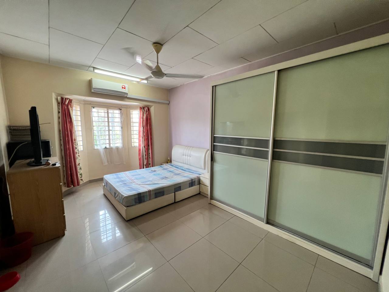 Taman Puncak Utama - photo 8