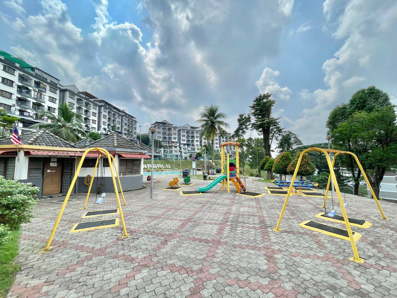 Sri Kinabalu Condominium - photo 2