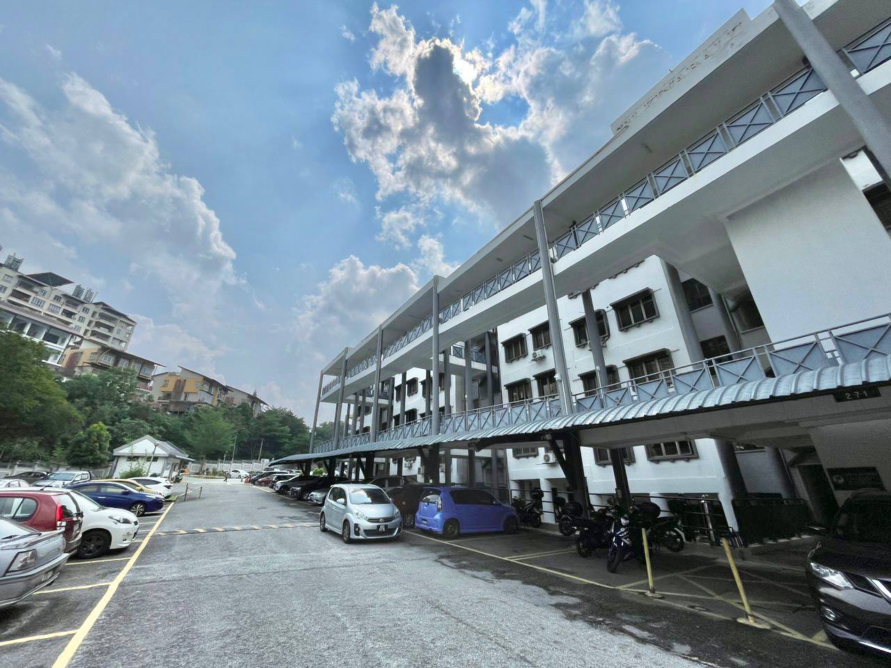 Sri Kinabalu Condominium - photo 7
