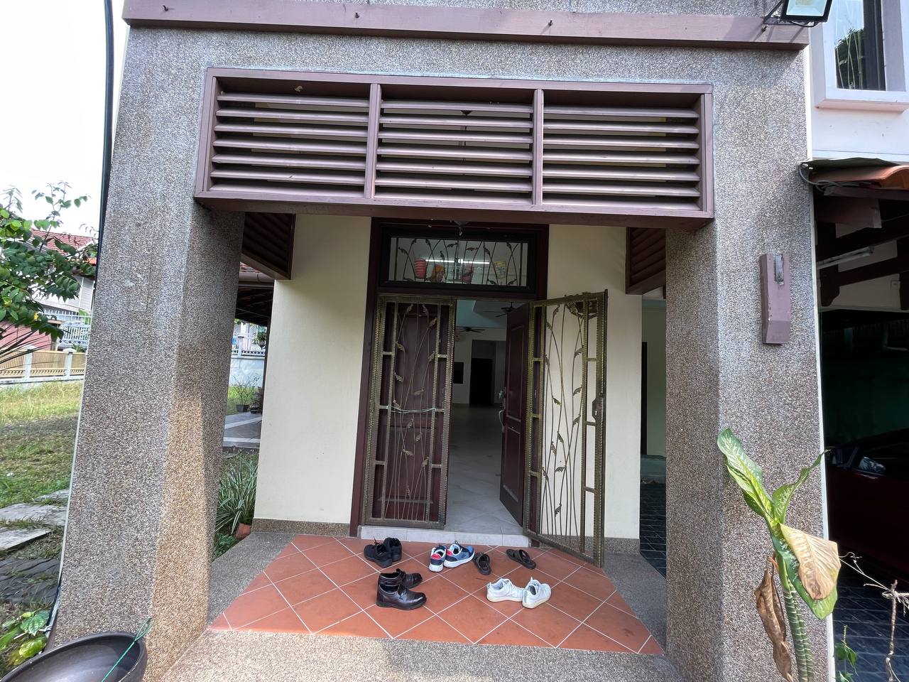 Taman Bunga Negara Seksyen 27 - photo 4