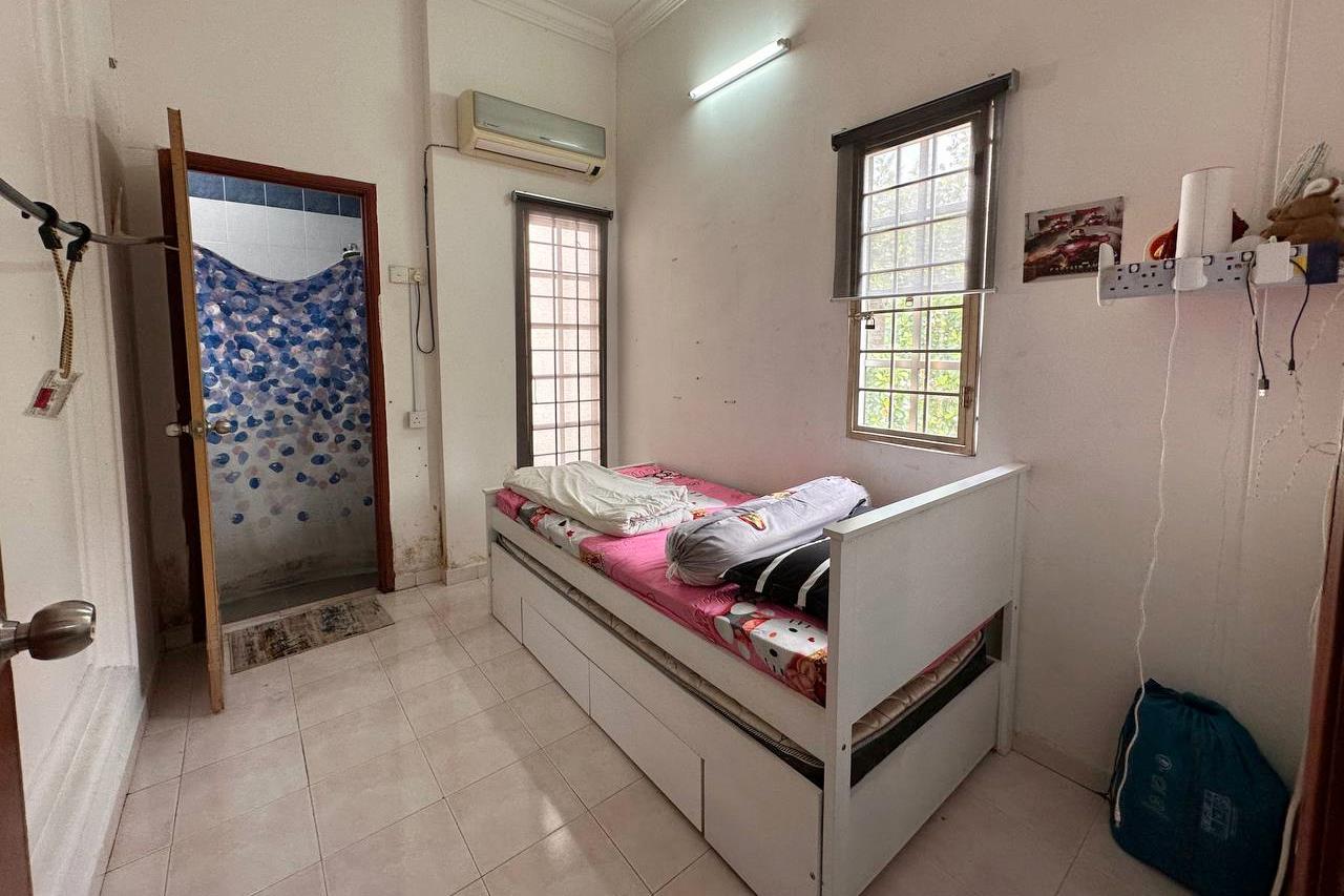 Bukit Bandaraya Seksyen U11 - photo 11
