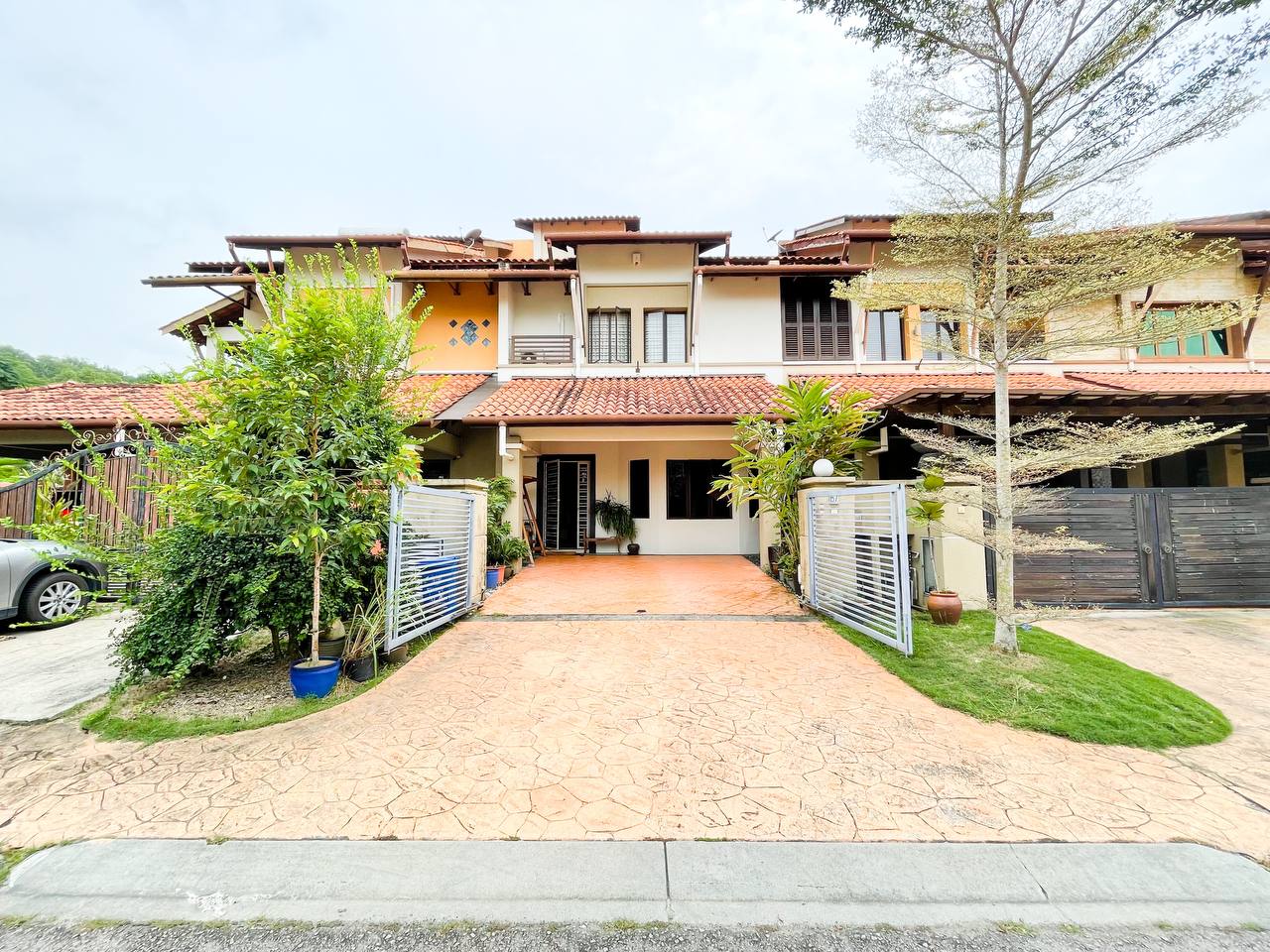 Bukit Jelutong - photo 3