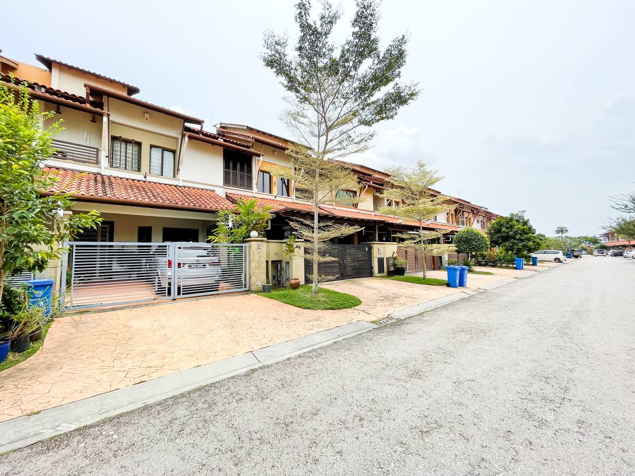 Bukit Jelutong - photo 7