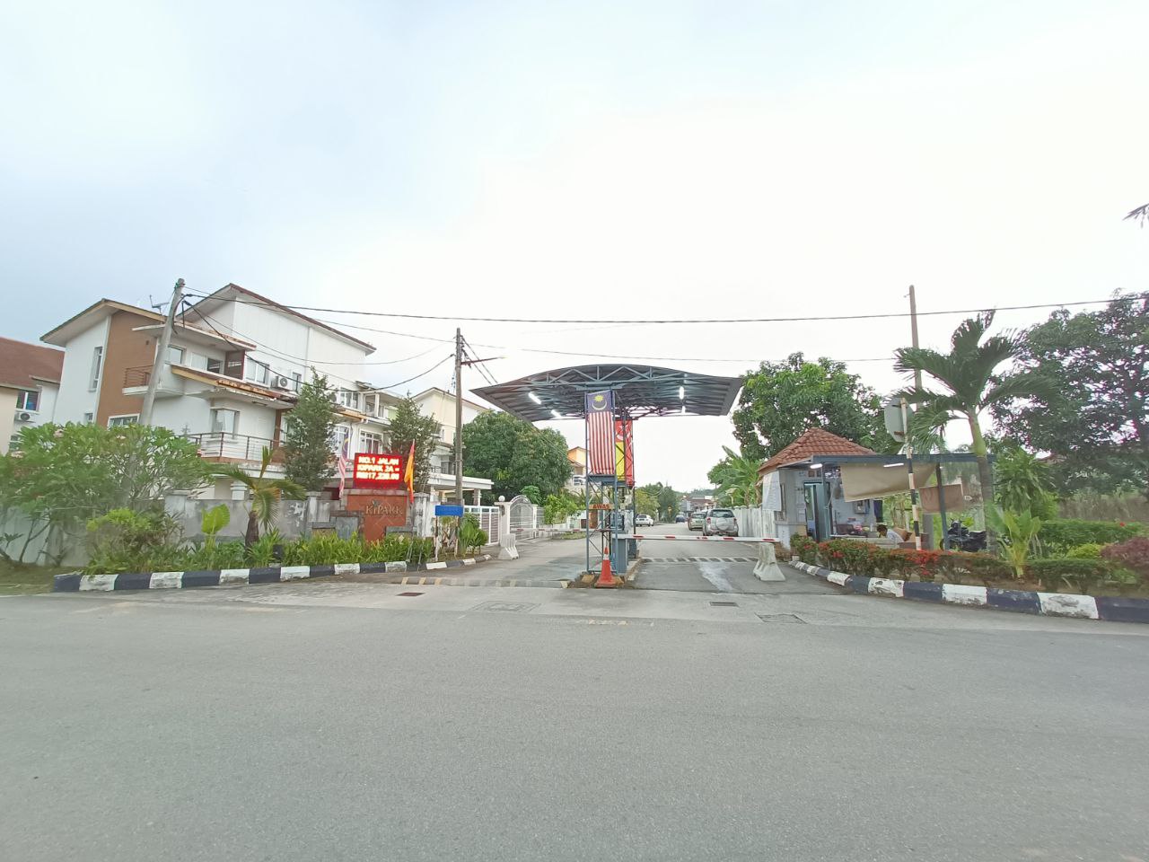 Taman Kipark, Puchong - photo 4