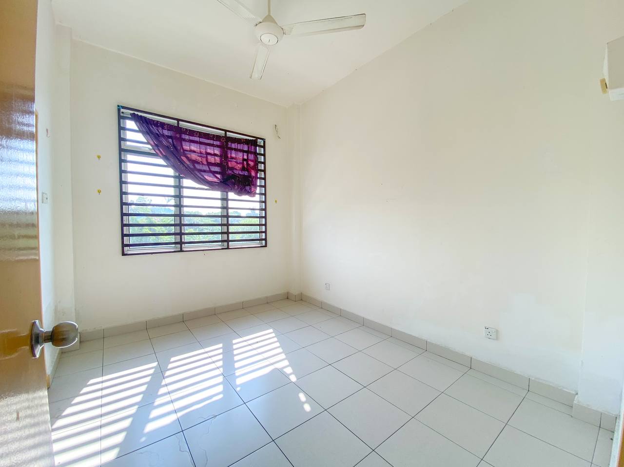 Dahlia Court Salak Tinggi - photo 7