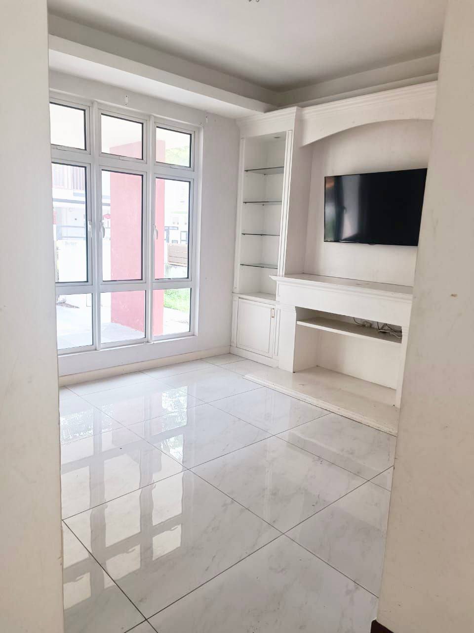 Casa Idaman Setia Alam - photo 10