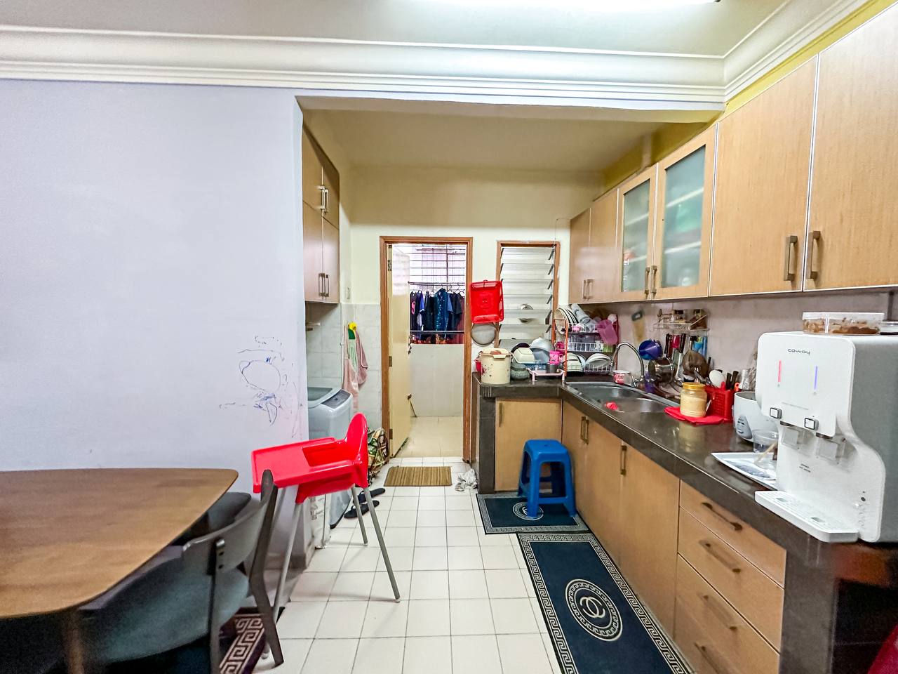 Putra Permai Apartment - photo 8