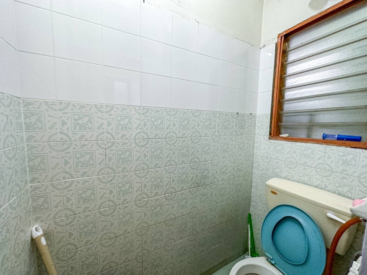 Putra Permai Apartment - photo 12