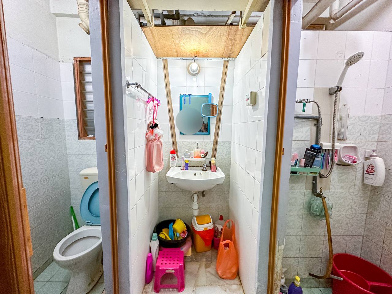 Putra Permai Apartment - photo 13