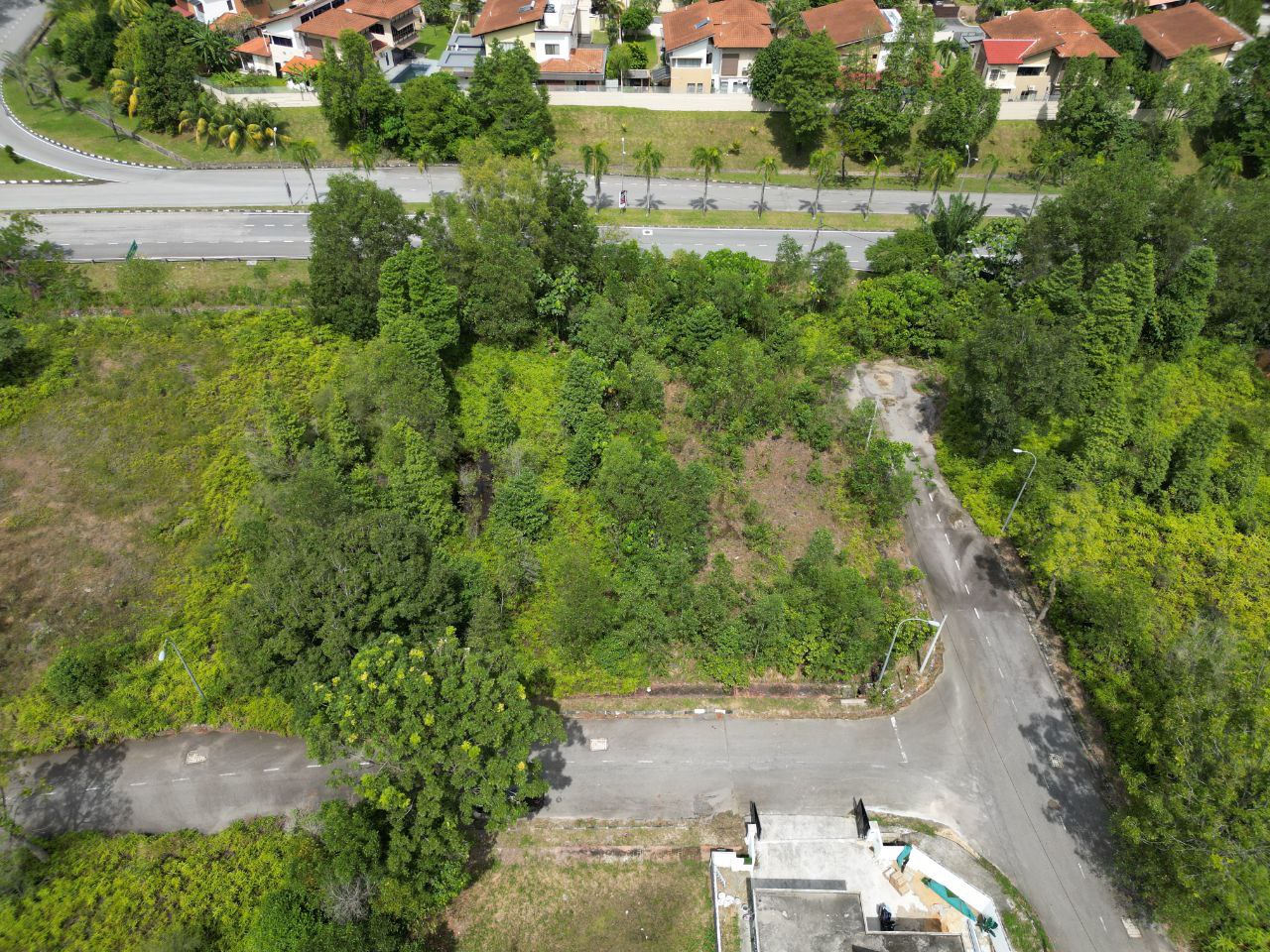 Bungalow Lot Seksyen 9 Bandar Bukit Mahkota - photo 2