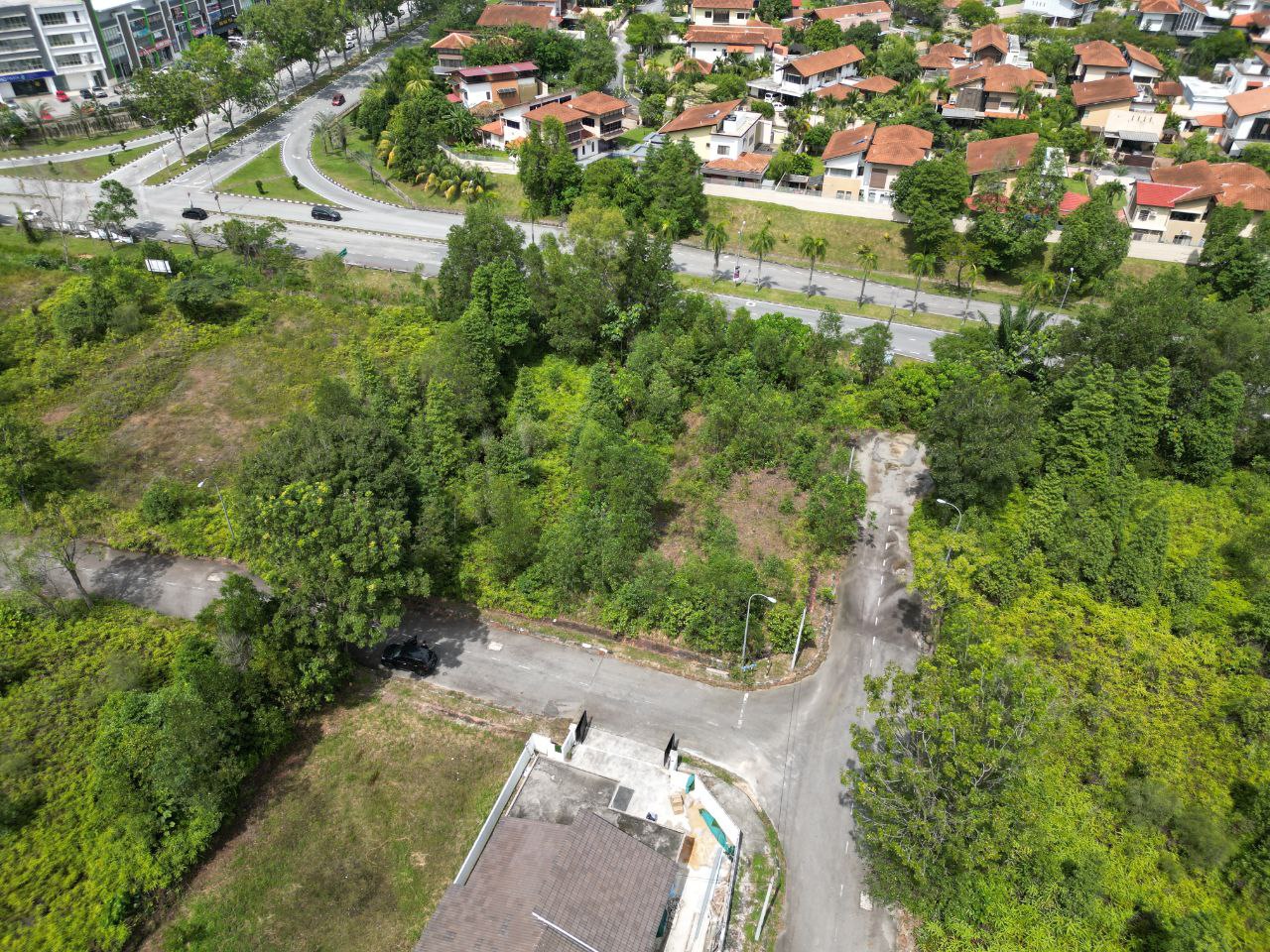 Bungalow Lot Seksyen 9 Bandar Bukit Mahkota - photo 4