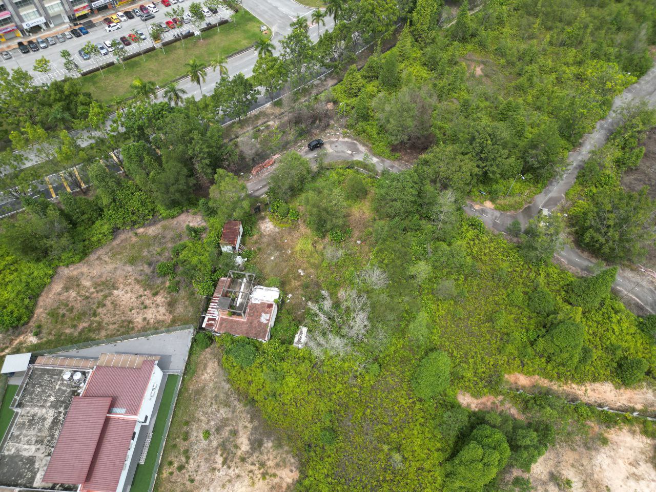 Corner Bungalow Lot Seksyen 9 Bandar Bukit Mahkota - photo 2