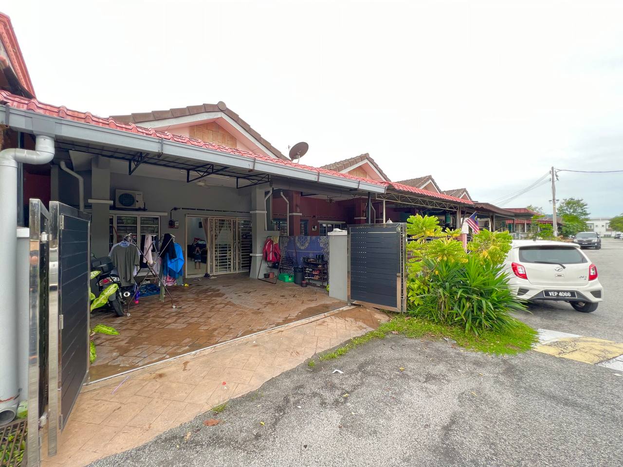 Taman Sri Tanjung - photo 2