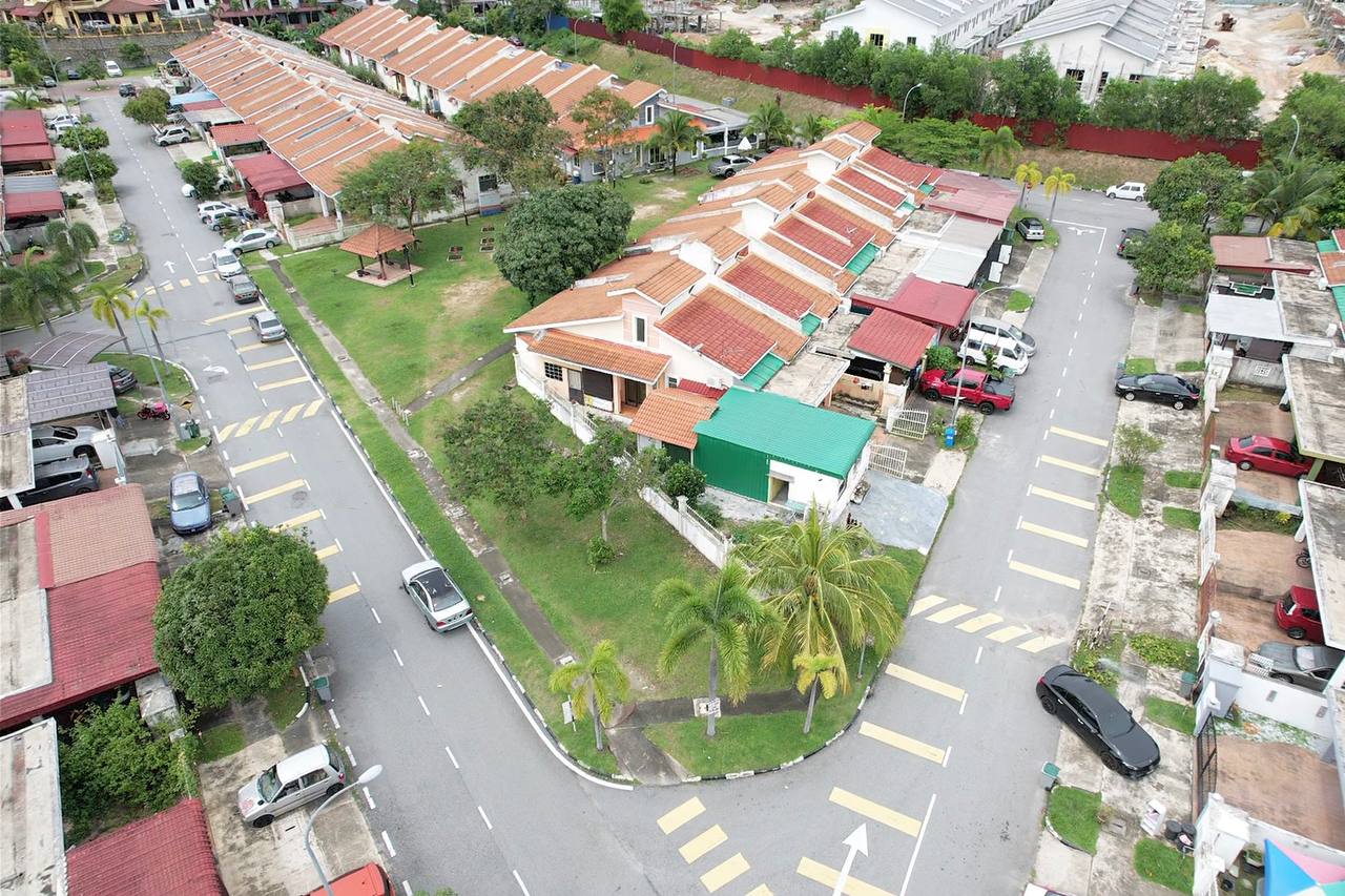 Taman Bandar Senawang - photo 4