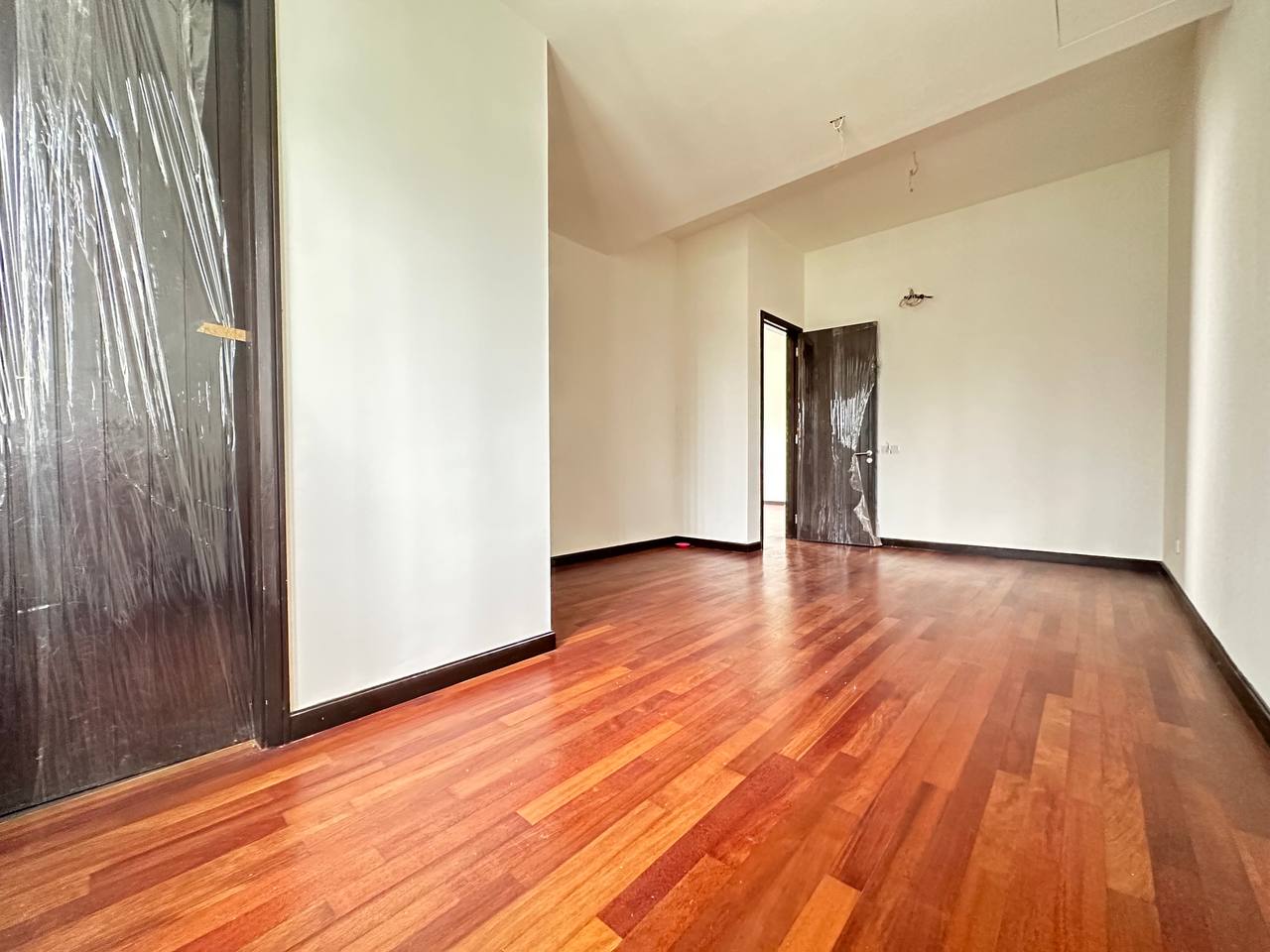 Duta Villa Setia Alam - photo 10