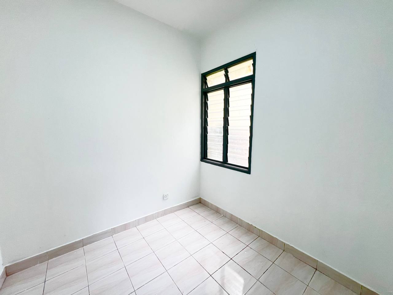 Sri Pristana Saujana Utama - photo 12