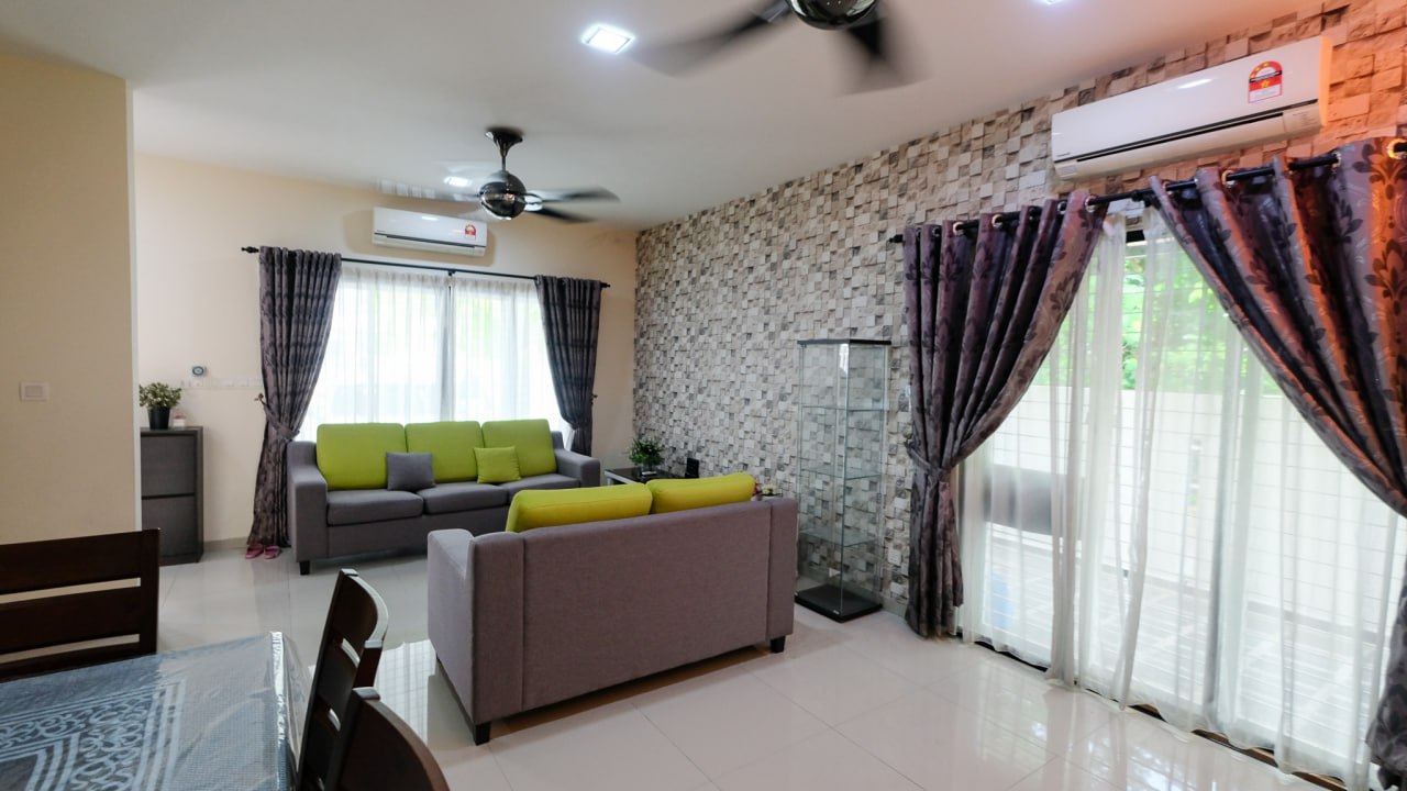 Laman Delfina Nilai - photo 10