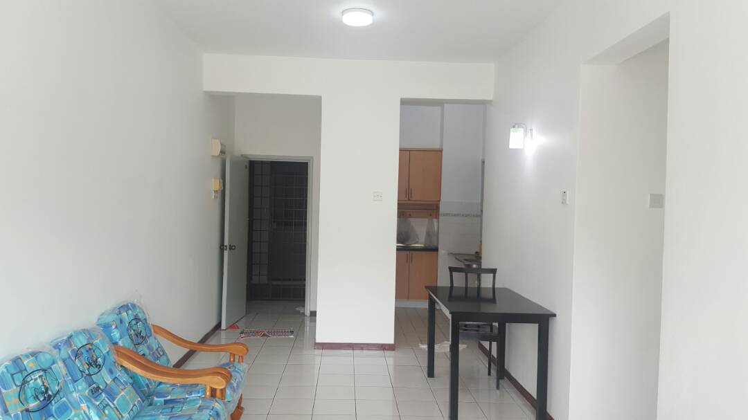 SRI TERATAI APARTMENT KINRARA PUCHONG - photo 2
