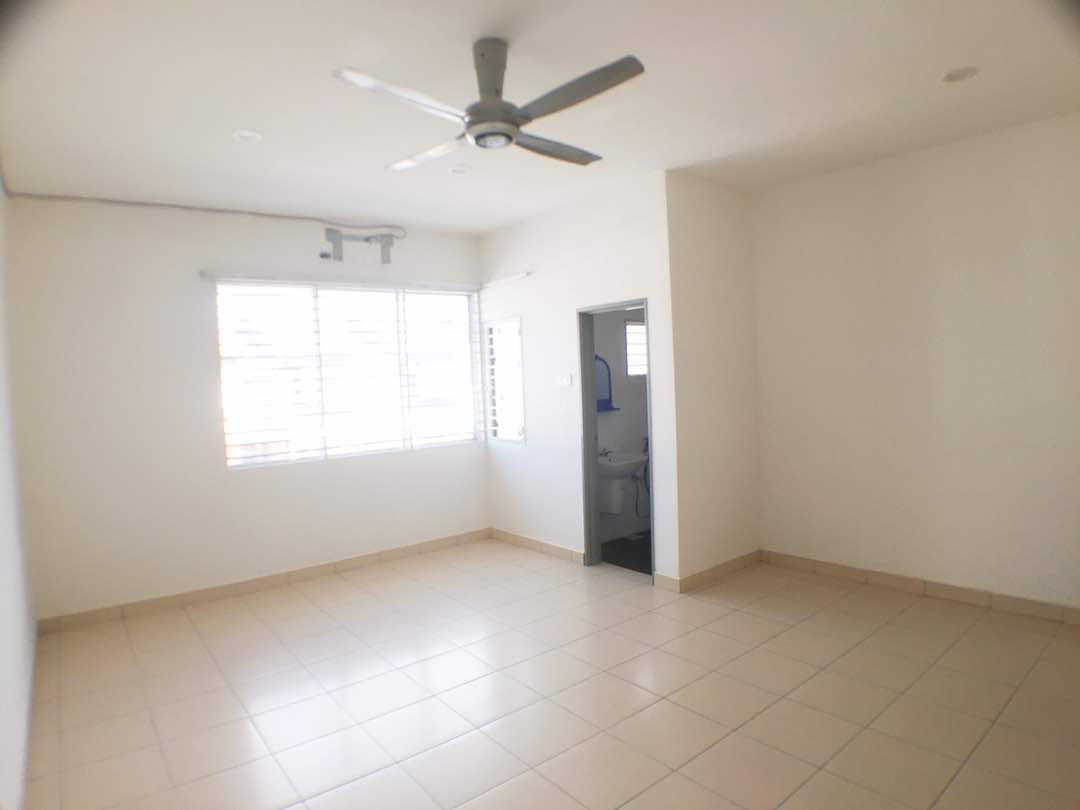 Double Storey Teres House Taman Desa Mas - photo 5