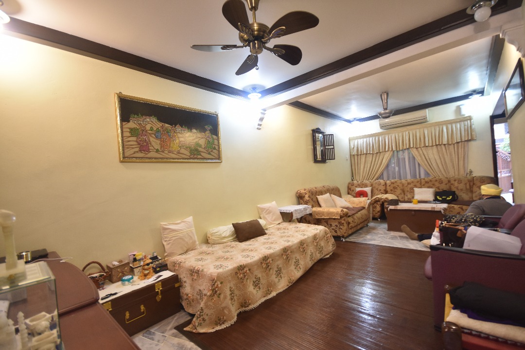 Double Storey House at Taman Sri Muda Seksyen 25 - photo 3
