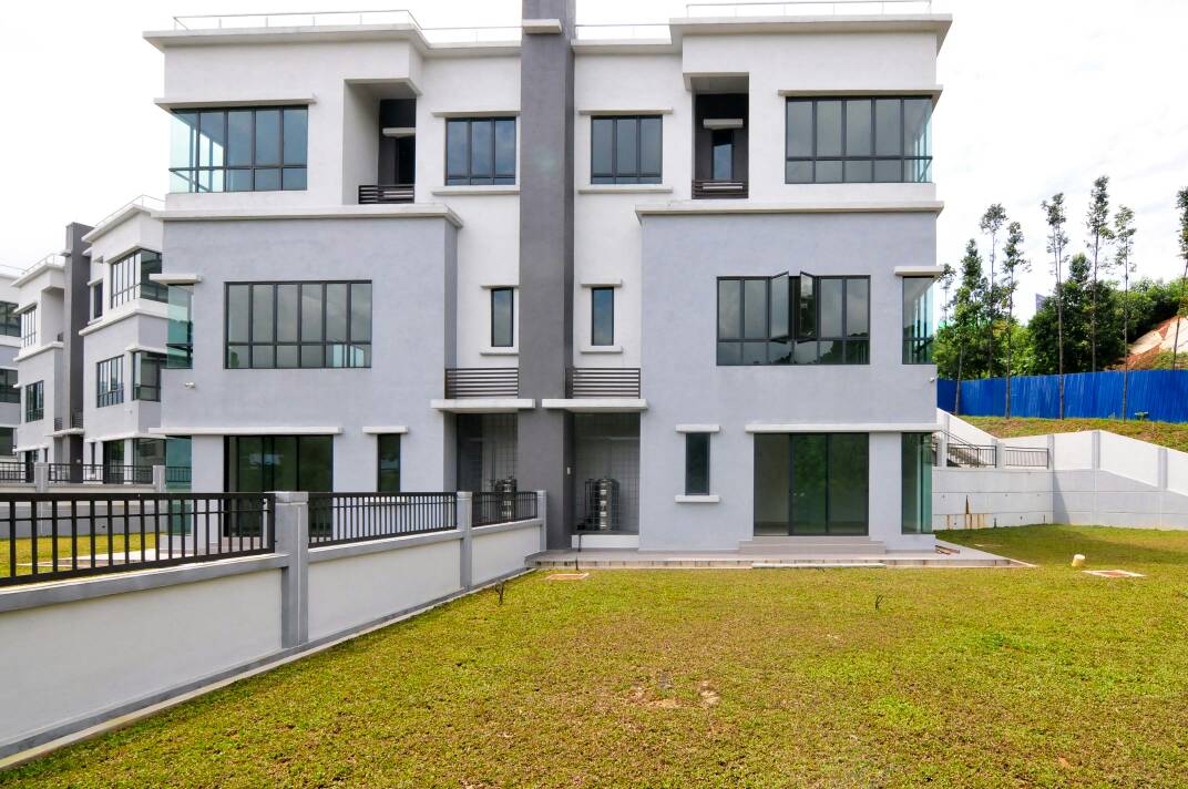 FREEHOLD BRAND NEW SEMI D TAMAN DAGANG JAYA AMPANG - photo 2