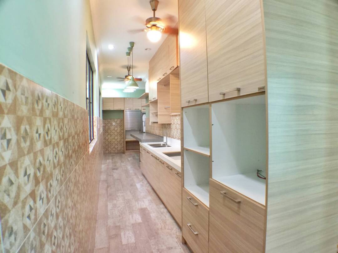 Triple Storey Semi D RiverView Kemensah - photo 6