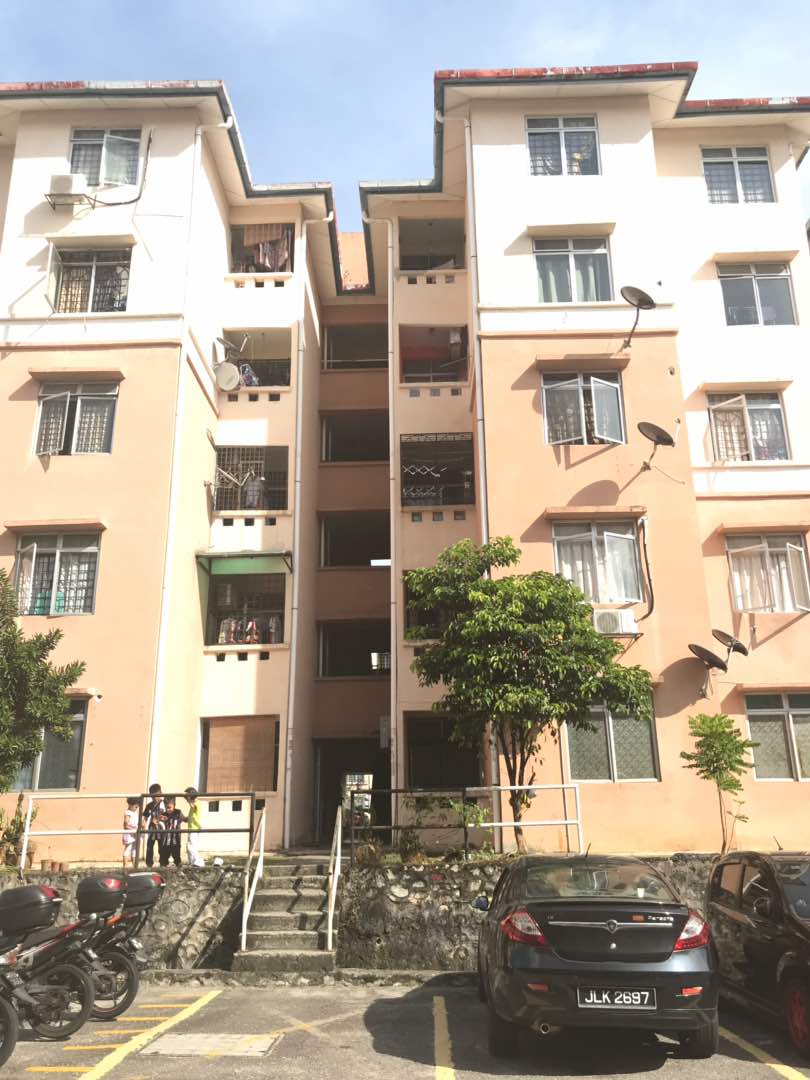 GROUND FLOOR APARTMENT SRI PUTERI UKAY PERDANA - photo 2