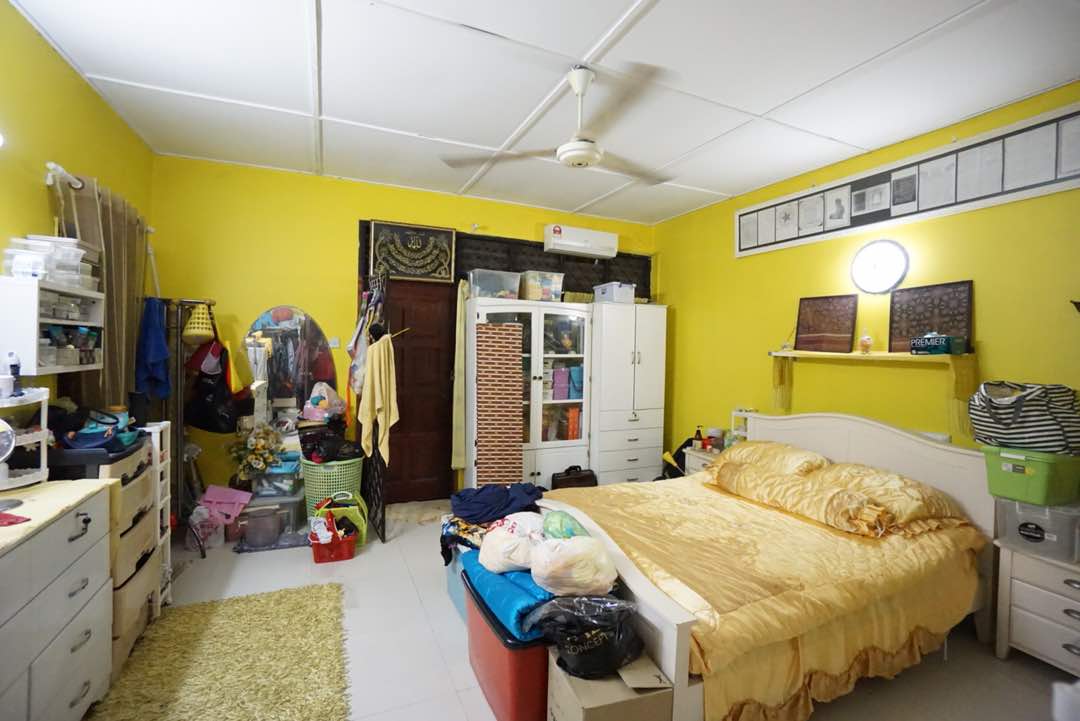 DOUBLE STOREY TERRACE SHAH ALAM SEKSYEN 6 - photo 4