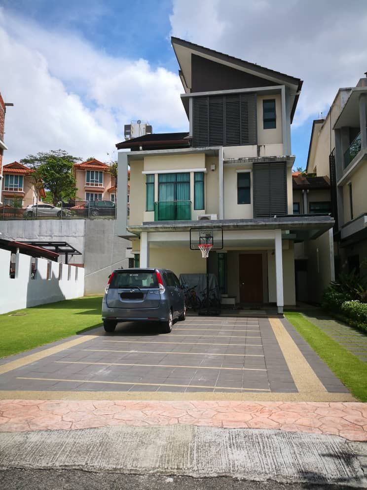 3 Storey Semi D Kelab Golf Sultan Abdul Aziz Shah