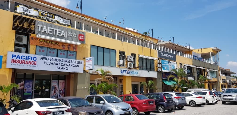 Corner Lower Groundfloor Pelangi Avenue - photo 3