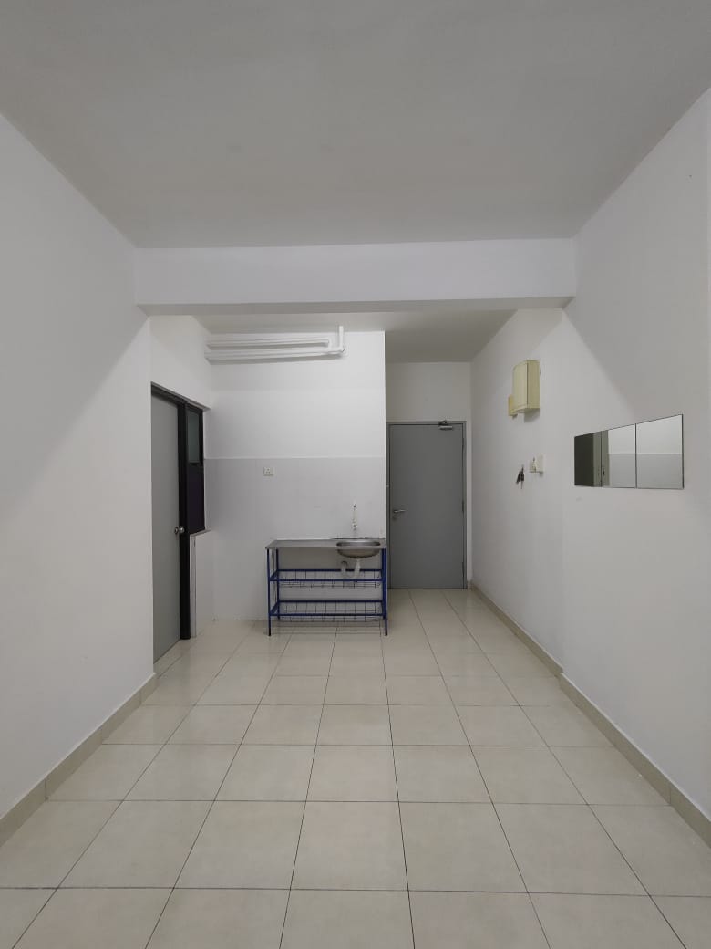 2605 4284 Suria Ixora Apt Setia Alam by Emily - photo 1