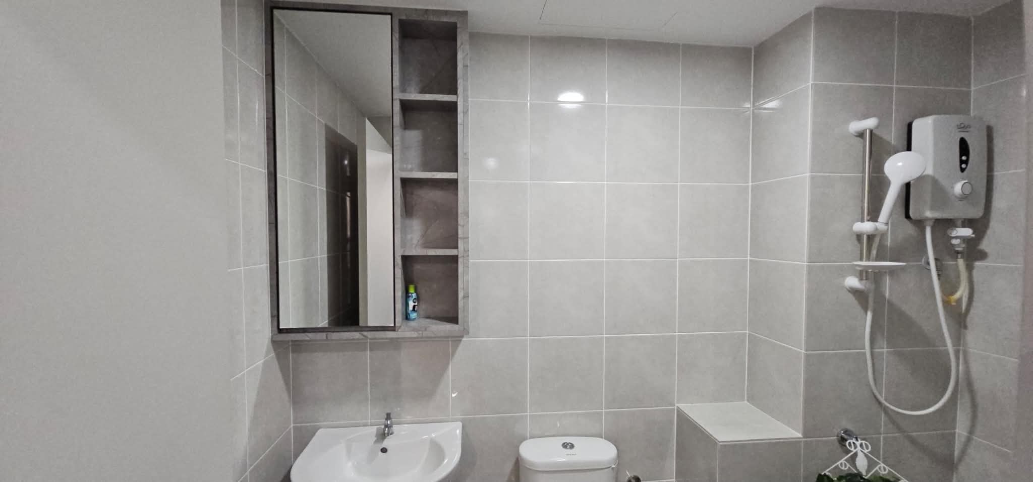 2608 Huni Residence Setia Alam by Emily - photo 6