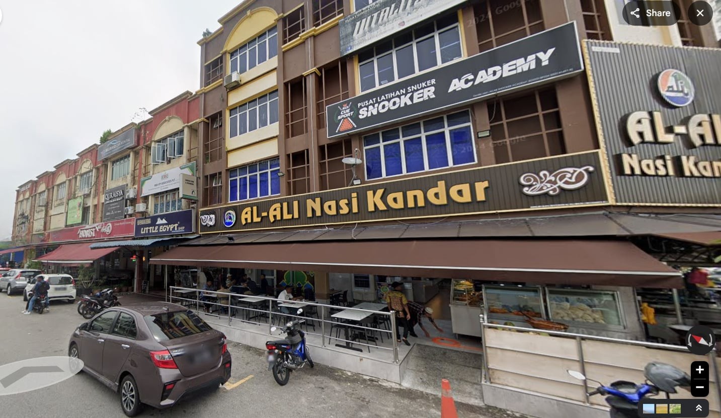 2608 4651 Corner Shop Seksyen 13 by Emily - photo 7