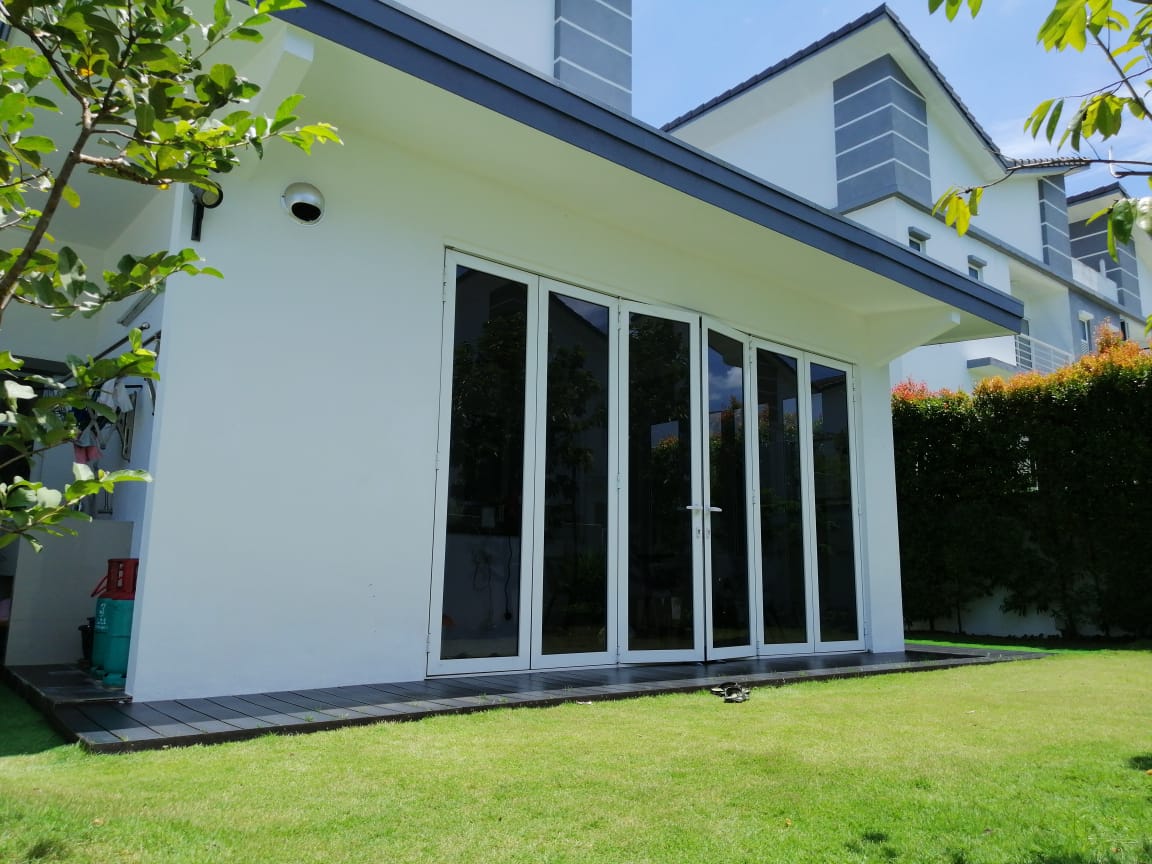 2608 4653 Semi D Greenhill Residence U10 by Emily - photo 2