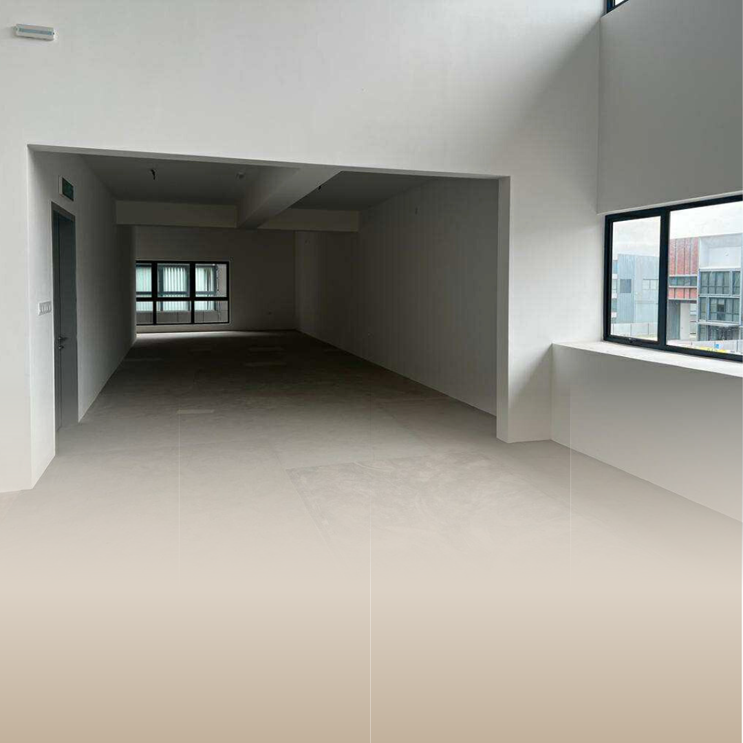 2610 4825 Factory Elmina Business Park by Emily - photo 6