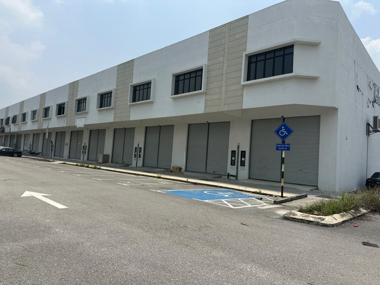 2610 4901 Link Factory Alam Jaya by Emily
