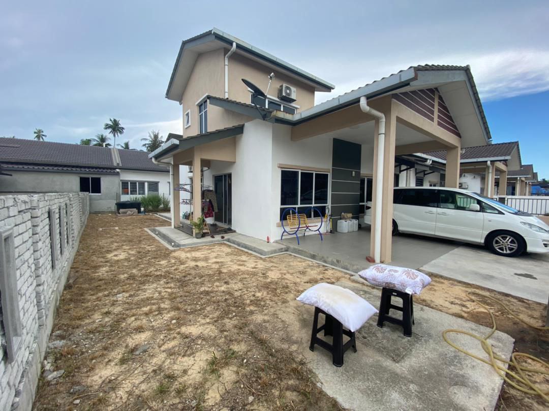 SPACIOUS ONE  HALF STOREY SERI SERDANG KAPAR - photo 12